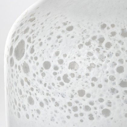 Mercana - Pearl Vase in White, Resin
