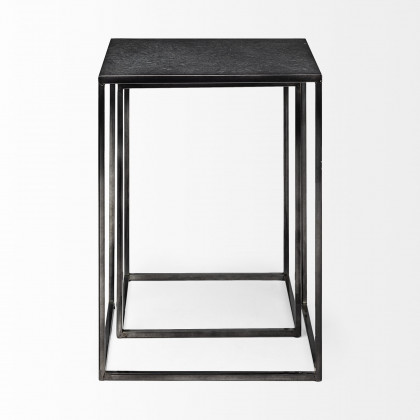 Mercana - Kasey Accent Table in Black, Metal