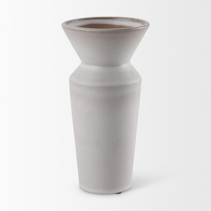Mercana - Esme Vase in Cream, Ceramic