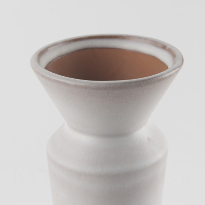 Mercana - Esme Vase in Cream, Ceramic