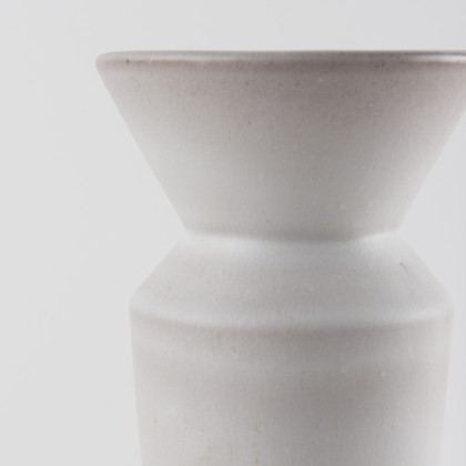 Mercana - Esme Vase in Cream, Ceramic