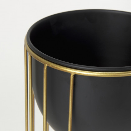 Mercana - Danica Matte Black Metal Plant Stands (Set of 2)