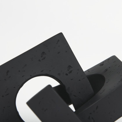 Mercana Linx Small Object - Black, Resin
