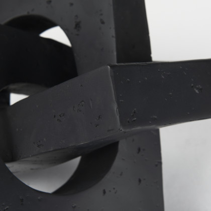 Mercana Linx Large Object - Black, Resin