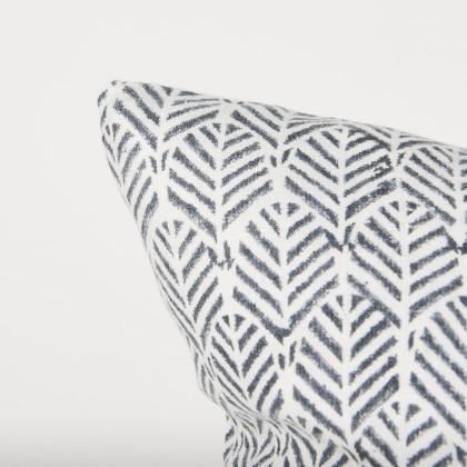 Mercana Jenelle Pillow Cover - Cream/Slate, 22x22