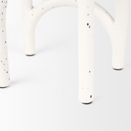 Mercana - Springe Object in White, Metal