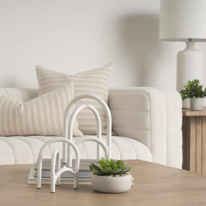 Mercana - Springe Object in White, Metal