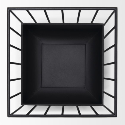 Mercana - Verna Planters in Black, Metal