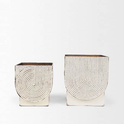 Mercana Medina Medium Planters with Gold Antiquing Metal (Set of 2) - White