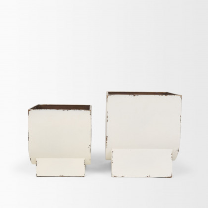 Mercana Medina Medium Planters with Gold Antiquing Metal (Set of 2) - White