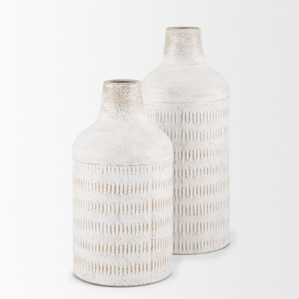 Mercana Tisha Small Distressing Metal Vase - White