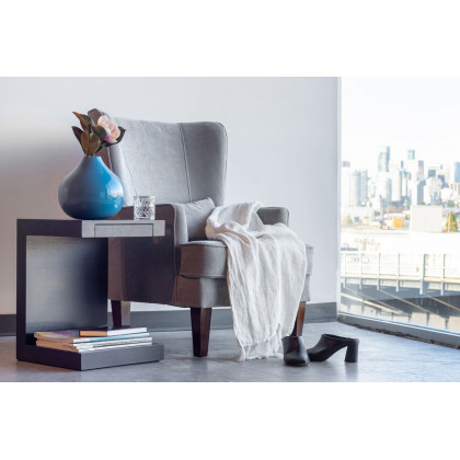 Moe's Zio Side Table - Black