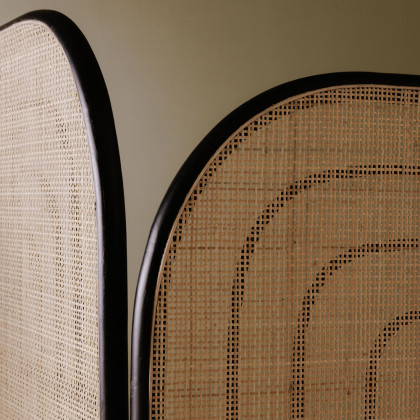 Moe's - Loma Screen in Brown