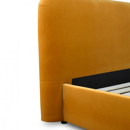 Moe's Samara Bed - Yellow, King