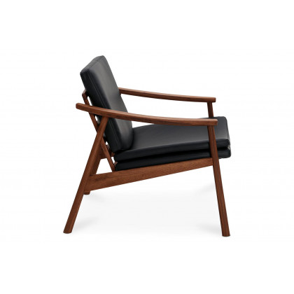 Moe's Harlowe Lounge Chair - Pebbled Black