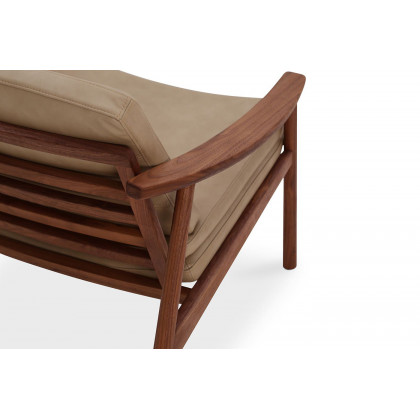 Moe's Harlowe Lounge Chair - Soft Brown