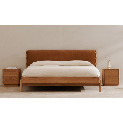 Moe's - Colby Scandinavian Bed