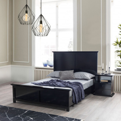 Nova - Erika Black 4 pc Queen Bedroom Set