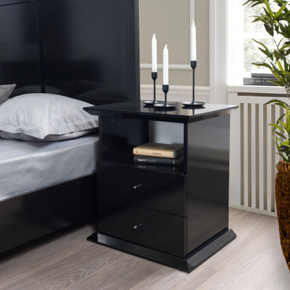Nova - Erika Black 4 pc Queen Bedroom Set