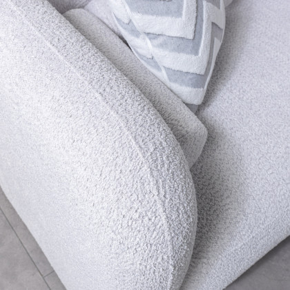Nova - Liva Gray Boucle RAF 110" Sectional