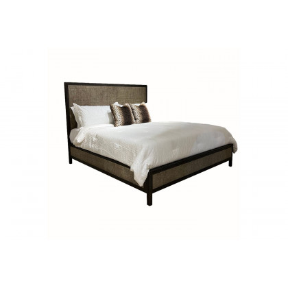 Oliver - Canna Bed