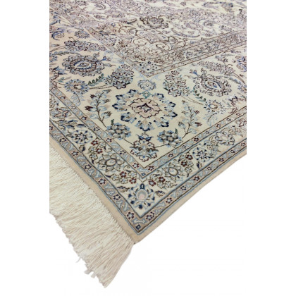 Pasargad - Nain Collection Hand-Knotted Silk and Wool Area Rug 104'' x 145'' (029668)