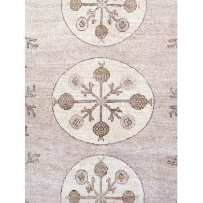 Pasargad - Khotan Collection Hand-Knotted Wool Area Rug in Ivory/L. Green, 98" x 122" (PA-31A 8x10)
