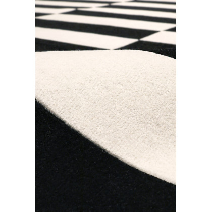 Pasargad Rodeo Collection Hand-Tufted Bamboo Silk/Wool Area Rug - White/Black, 93" x 117" (PCC-04 8X10)