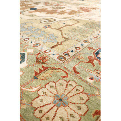 Pasargad - Serapi Collection Hand-Knotted Lamb's Wool Area Rug in Ivory/L. Green, 98" x 118" (PSJ-30 8x10)