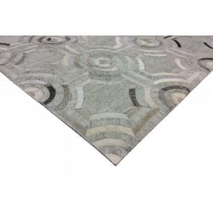 Pasargad Hand-Loomed Cowhide Area Rug (PTX-3137 2X3) - 24'' x 36''