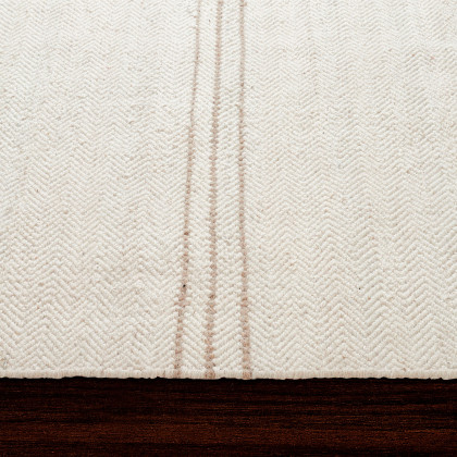 Renwil Alice 20001 Rug - Ivory/Beige, 2" X 3,3"