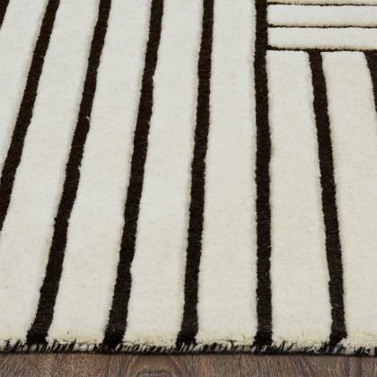 Renwil Arctica Rug - Off-White/Black, 7,1" X 10,2"