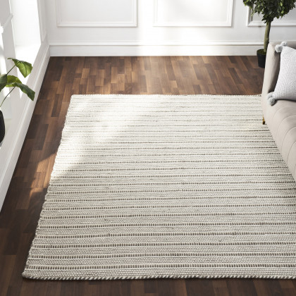 Renwil Orria Rug - Ivory/Gray, 2" X 3,3"