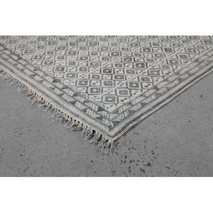 Renwil Tusca Rug - Beige/Black, 5,2" X 7,2"
