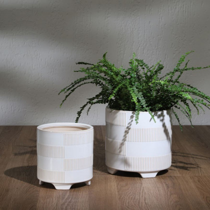 Sagebrook - 6"/8" Ceramic Textured Footed Planters (Set Of 2) in Beige