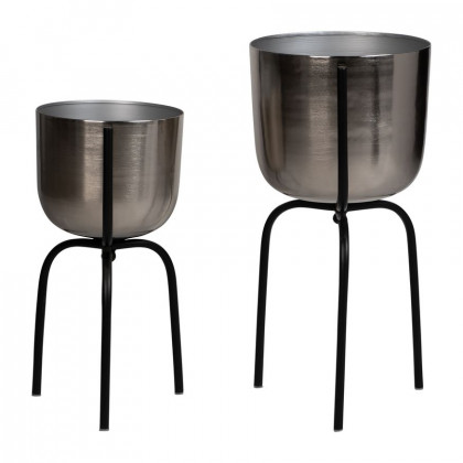 Sagebrook 25" Metal Planter On Tripod - Silver/Black