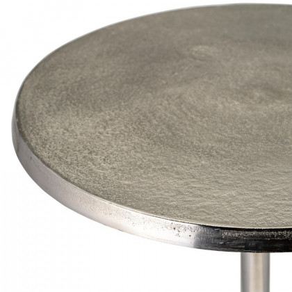 Sagebrook 15"/24" Metal Silver Pineapple Side Table - Silver