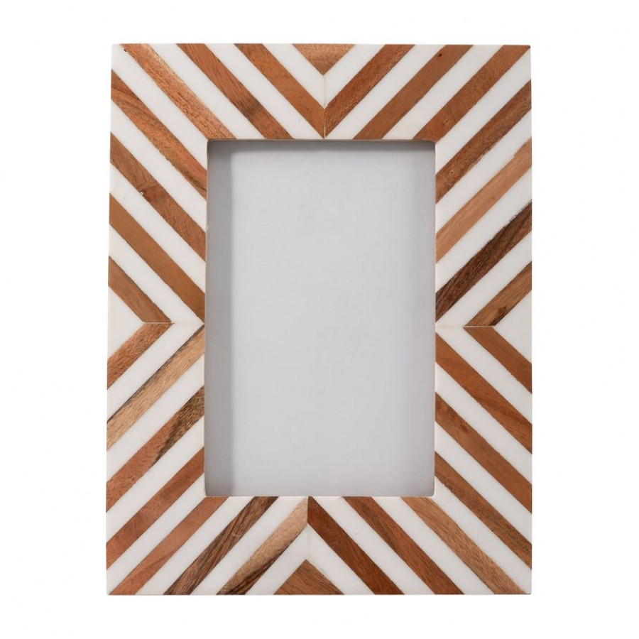 Sagebrook - 4"x6" Resin Herringbone Lines Photo Frame in White/Wood