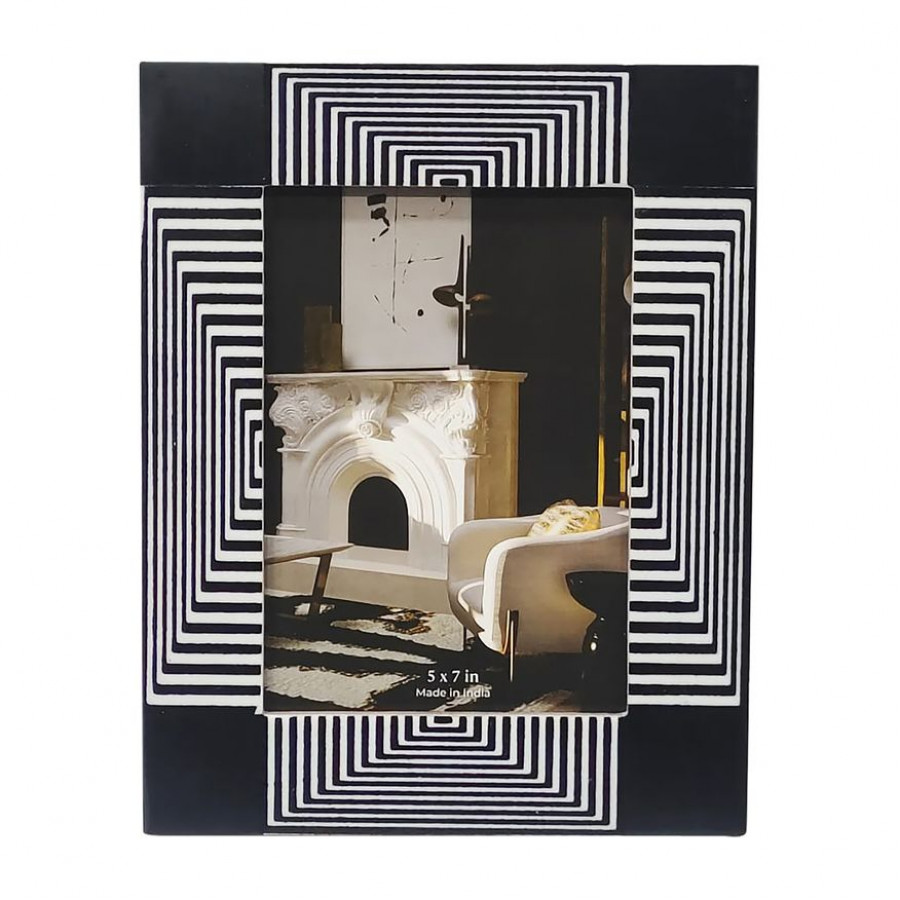 Sagebrook 5"x7" Resin Geo Lines Photo Frame - Black/White