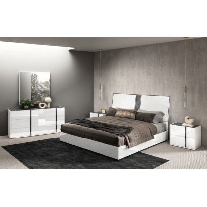 Status - Bianca Nightstand