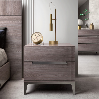 Status - Viola Queen Size Bed