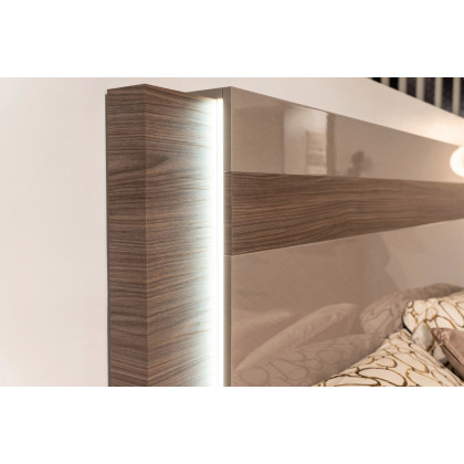 Status Nora Queen Size Bed with Light