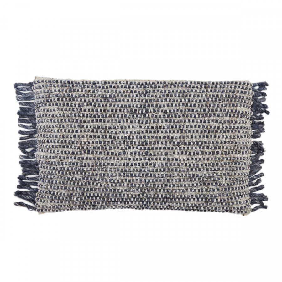 Jaipur Living Angora Pillow - AGO09, 16"X24", Polyester