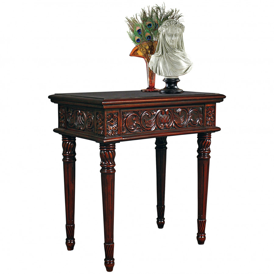 Toscano - Dartmoor Manor Side Table in Mahogany