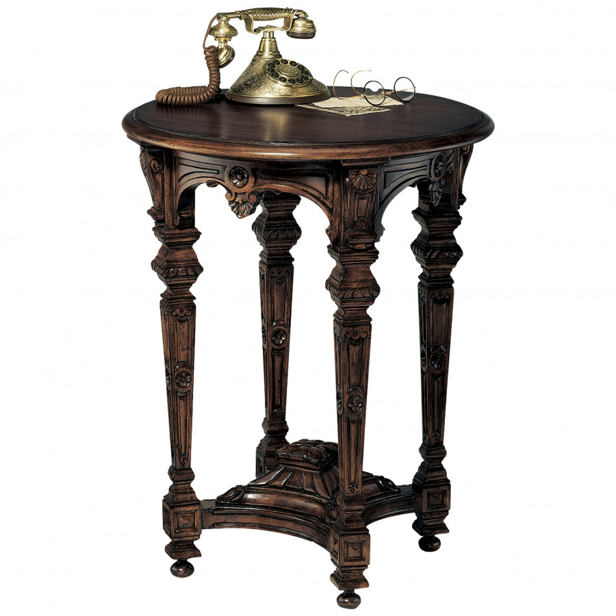 Toscano - Louis XIV Side Table in Mahogany