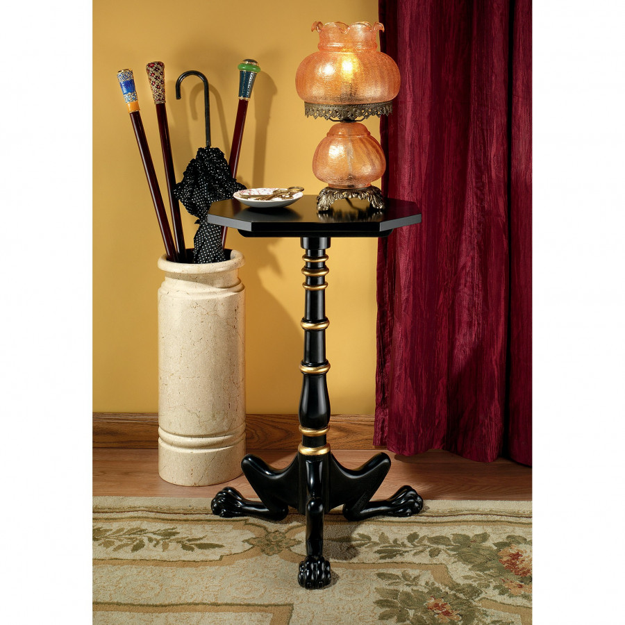 Toscano - Hounds Leg Petite Tripod Side Table in Mahogany
