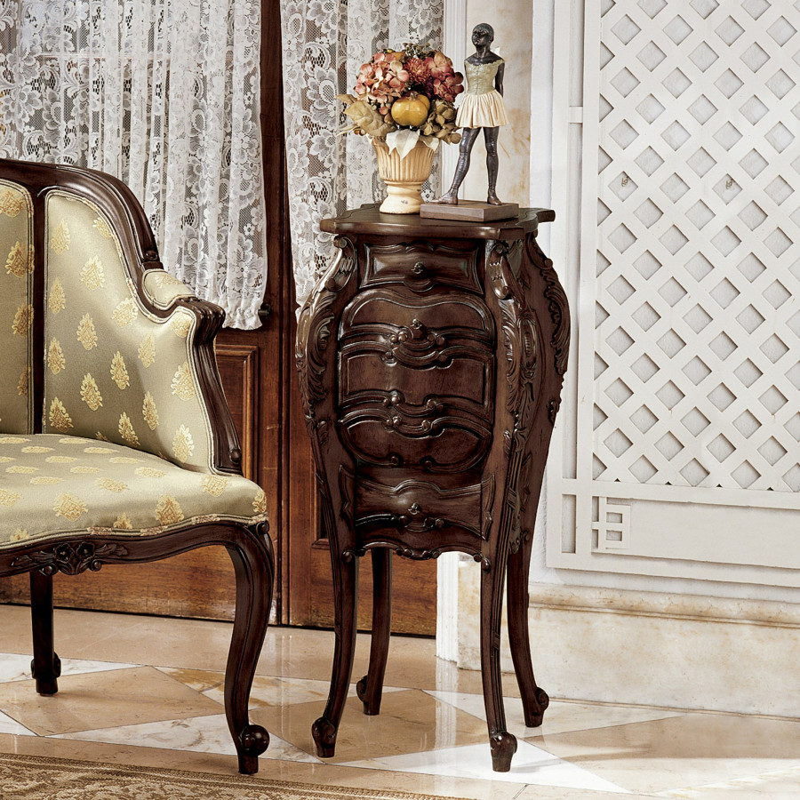 Toscano - San Giacomo Side Table in Mahogany