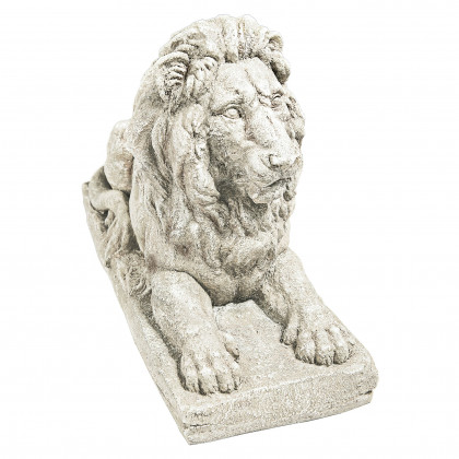 Toscano - Lyndhurst Manor Lion Sentinel Statue