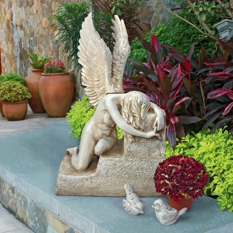 Toscano - Hunger of Heartbreak Angel Statue