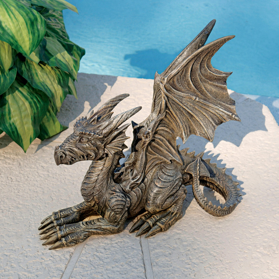 Toscano - Desmond the Dragon Statue